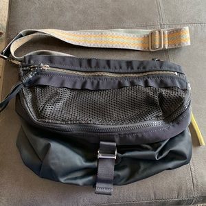 Lululemon Crossbody Sporty Bag